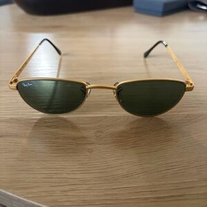 Ray-Ban B&L 2563 Gold and Green Sunglasses Vintage